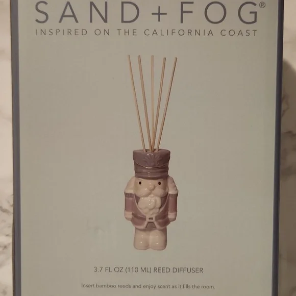 Sand + Fog - Winter White Reed Diffuser - Picture 3 of 3